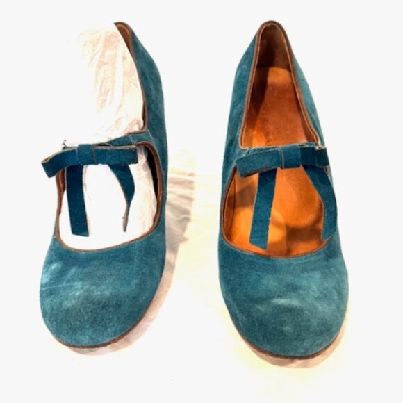Chie Mihara Retro Blue Suede Heels - Picture 3 of 6